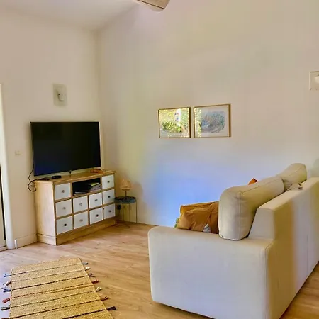Apartment Neuf Et Au Calme Proche Avignon Althen-des-Paluds